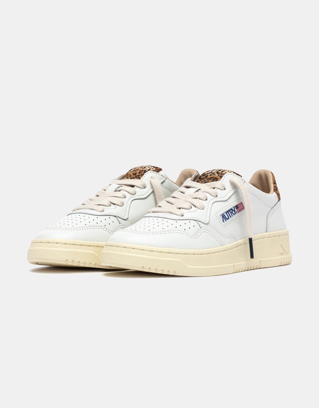 Autry - Medalist Low Sneakers - Women's
