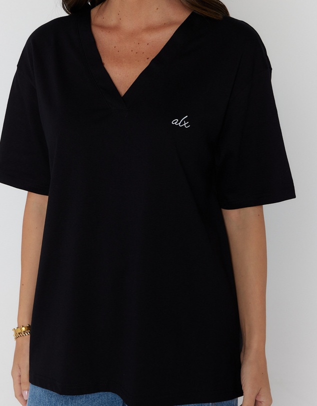 ALEXANDRA - Avara V-Neck T-Shirt Black