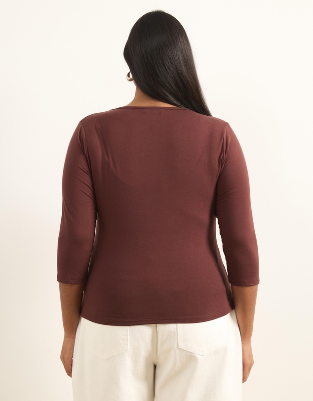 Atmos&Here Curvy - Harley V-Neck Half Sleeve Top