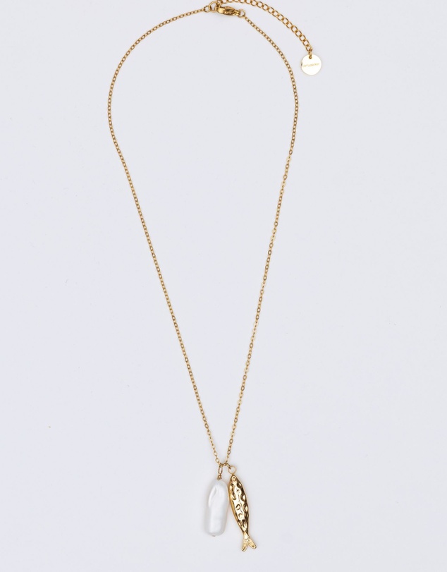 Carly Paiker - The Catch Necklace