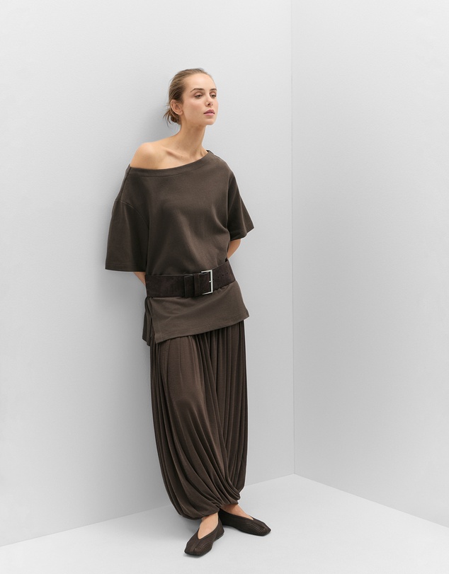 UNISON - Relaxed Off Shoulder Tee