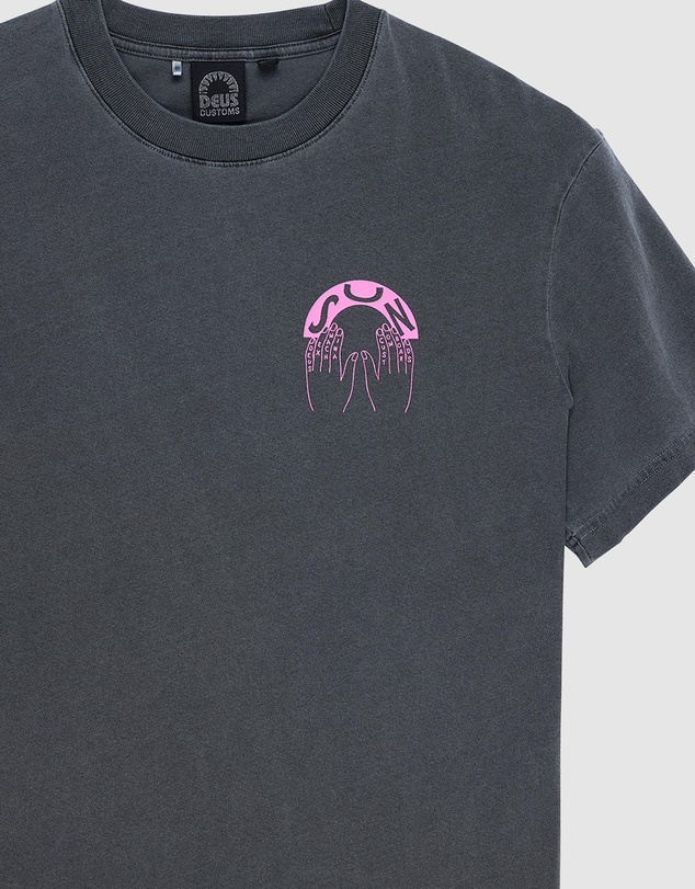 Deus Ex Machina - Catchin Rays Tee