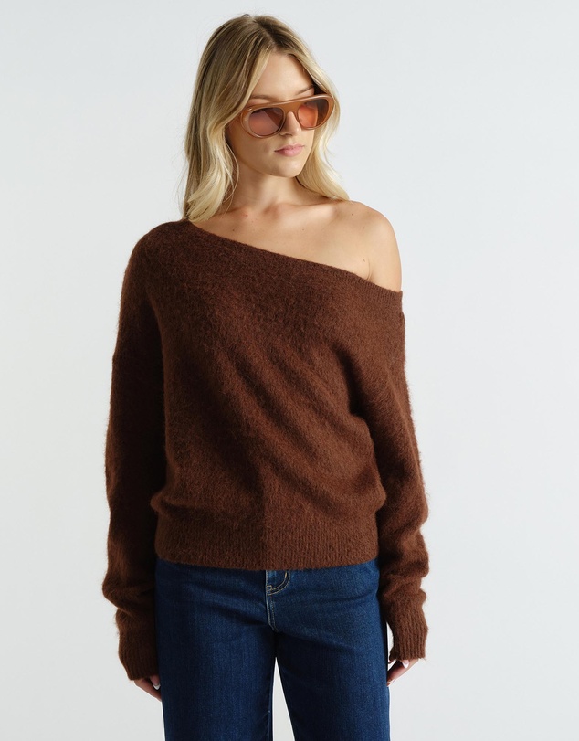Decjuba - Abigail Tipped Shoulder Knit Jumper