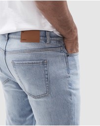 UNISON - Slim Tapered Jean