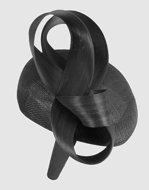 Max Alexander - Black Pillbox Racing Fascinator