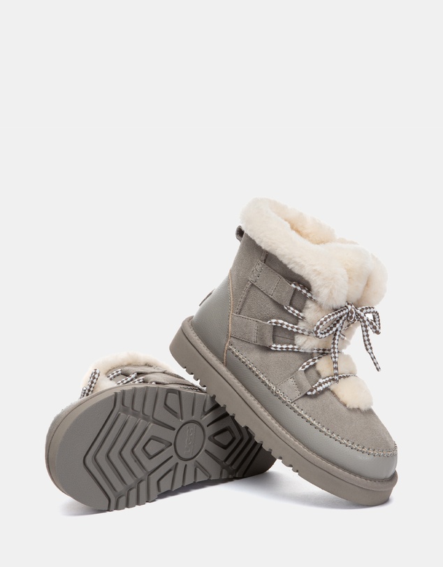 EVERAU - Australian Shepherd Ugg Elvora Cow Suede Upper UGG Boots