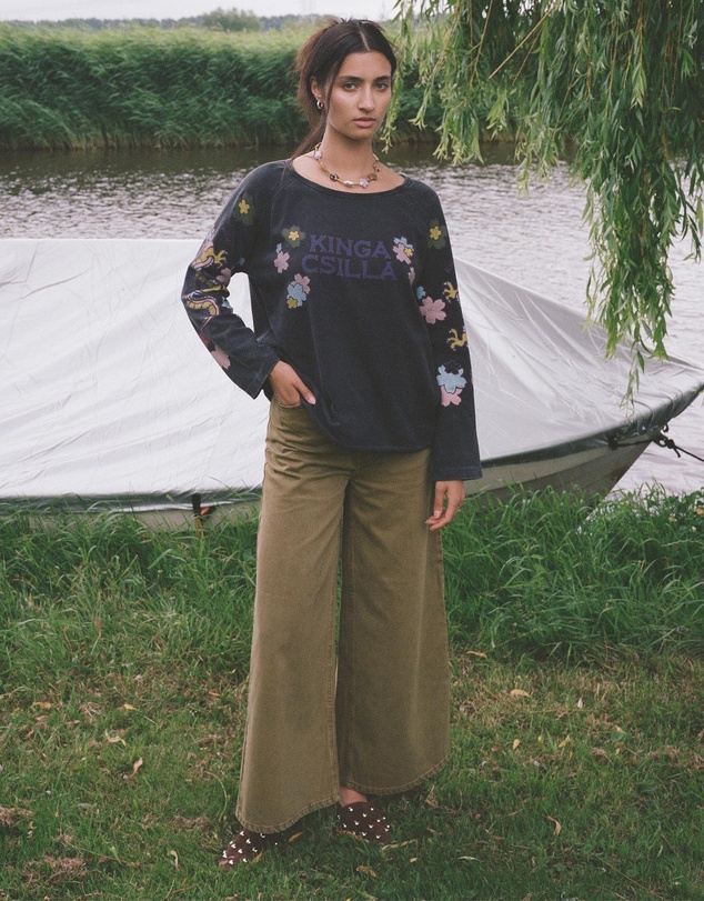 KINGA CSILLA - Petalo Sadie LS Tee