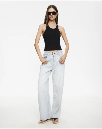 Lioness - Divine Jeans - ICONIC EXCLUSIVE