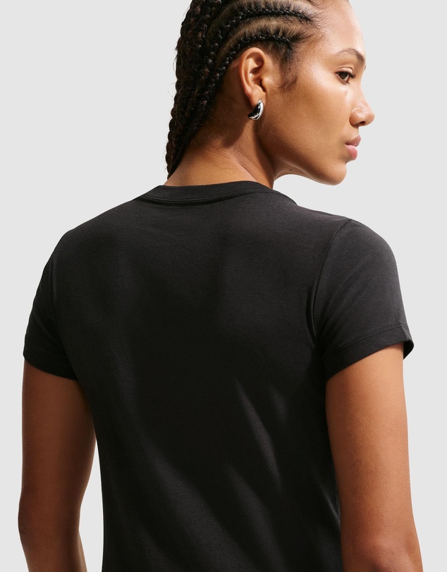 Nike - Sportswear Chill Knit T-Shirt