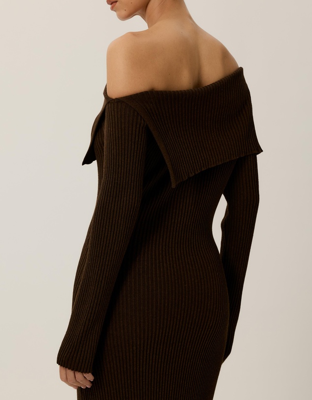 Tussah - Chloe Off Shoulder Knitted Midi Dress