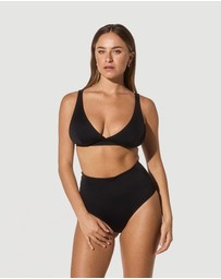 Form and Fold - The Wirefree D-G Top