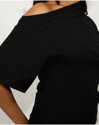 Dazie - Hazel Ruched Jersey Short Sleeve Top