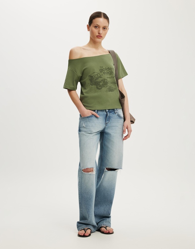 Cotton On - Lcn Off Shoulder Graphic Tee