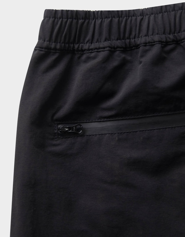 PYRA - Nero Nylon Pleat Short