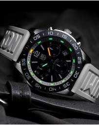 Luminox - Luminox Pacific Diver Chronograph Watch Set