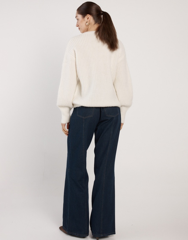 Fate + Becker - Remy V-Neck Jumper
