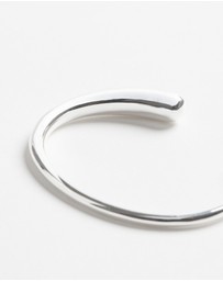 Commonry - Bianca Curved Cuff