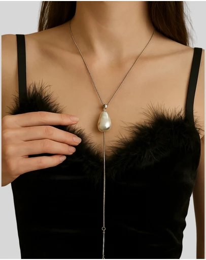 KAJA Clothing - Pearl Pendant Necklace