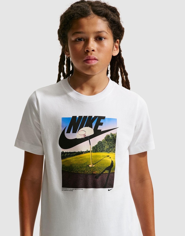 Nike - Sportswear T-Shirt - Teens