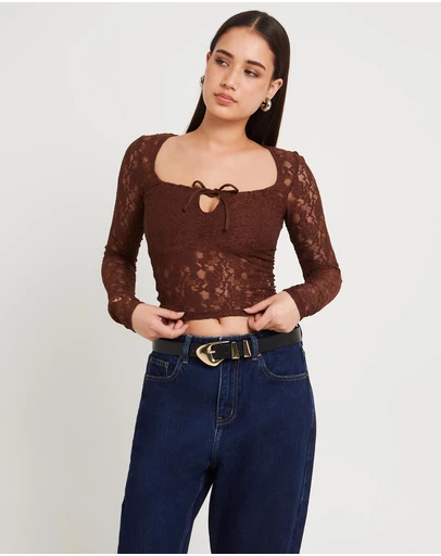 Alice In The Eve - Hailey Long Sleeve Lace Top