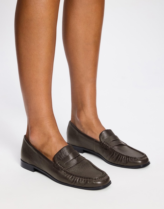 AERE - Classic Leather Loafers