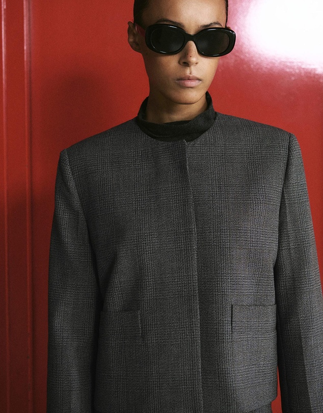 M.N.G - Louis Blazer