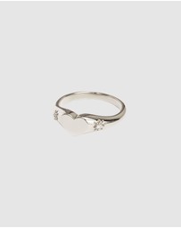 By Charlotte - Heart Signet Ring