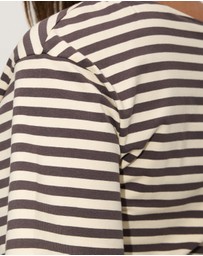 Dazie - Hazel Ruched Jersey Short Sleeve Top