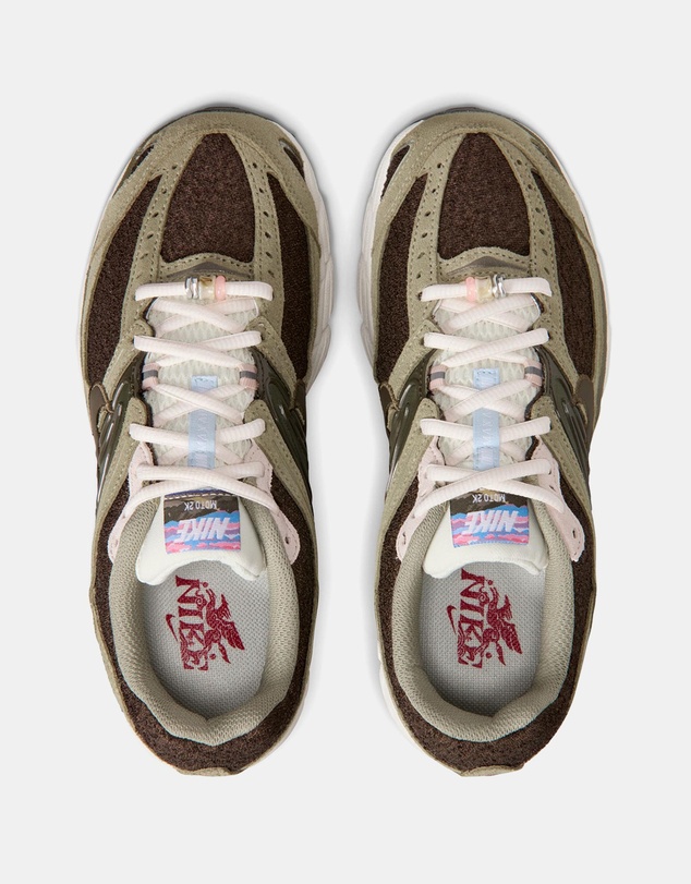 Nike - Air Max Moto 2K - Women's