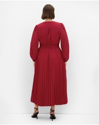 City Chic - Plus size Georgina Pleat Maxi Dress - sienna