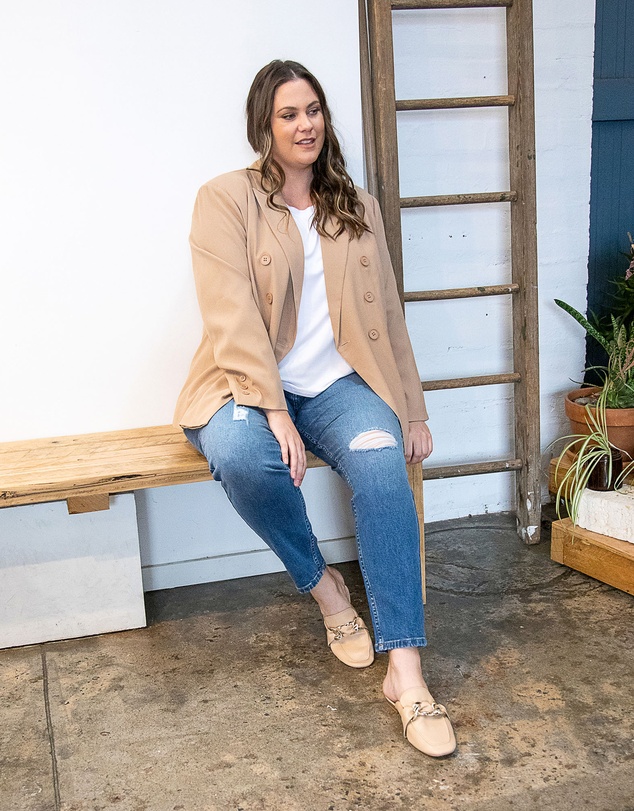 Love Your Wardrobe - Milly Distressed Stretch Jeans