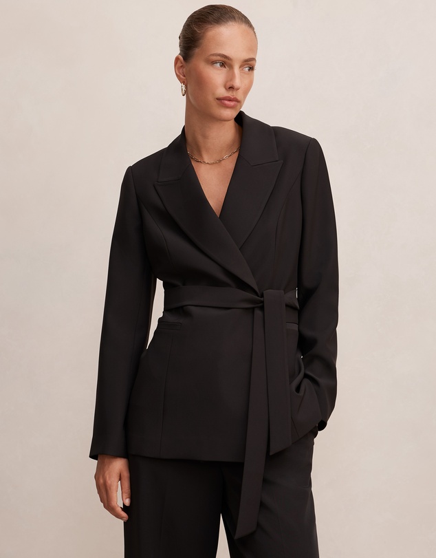Forever New - Bella Belted Blazer