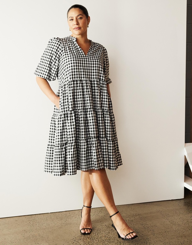 Atmos&Here Curvy - Eydis Gingham Midi Dress