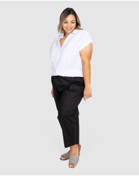 Love Your Wardrobe - Nikki Ruched Extended Sleeve Shirt