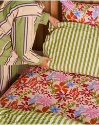 Mosey Me - Winter Garden Flat Sheet