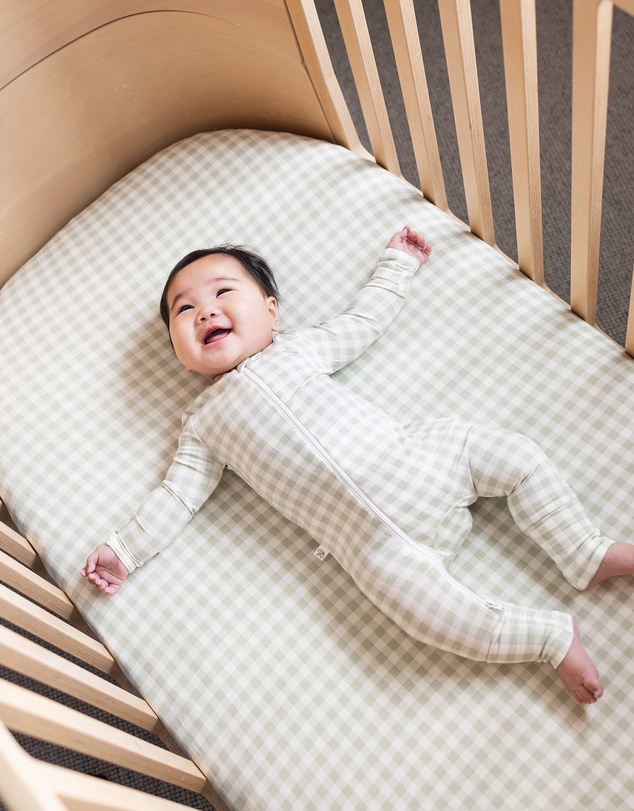Grow Kindly - Warm Zippee Baby Romper in Gumleaf Gingham (0.5 TOG)