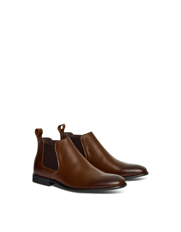 yd. - New York Chelsea Leather Boot