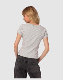 EDIKTED - Kady Striped Henley T Shirt
