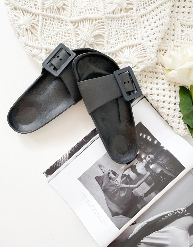 Esther & Co - Summer Slides - Black