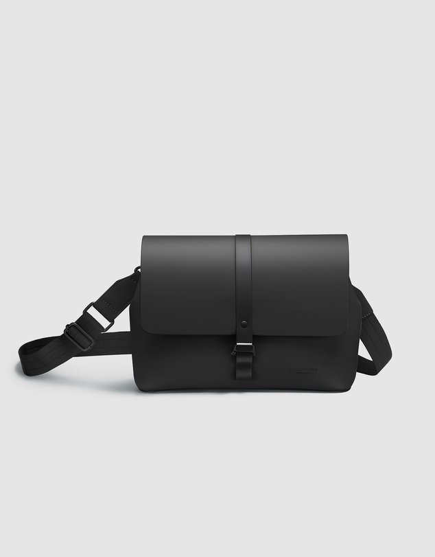 Gaston Luga - Splash - Medium Waterproof Crossbody Shoulder Carry Bag
