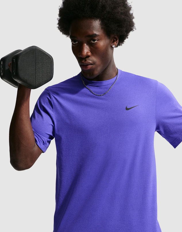 Nike - Hyverse Dri-FIT UV SS Versatile Top