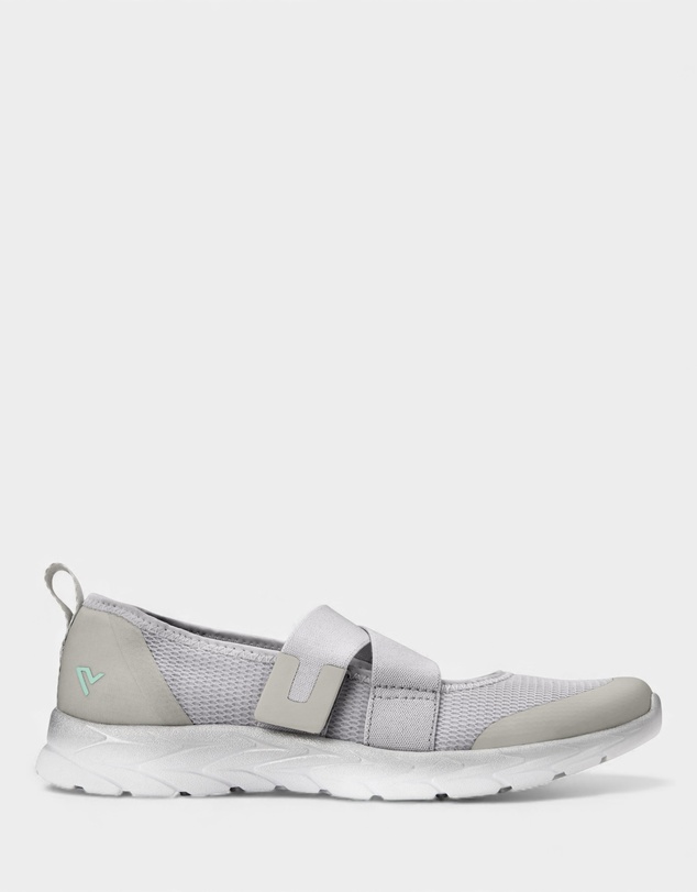 Vionic - Pace Slip-On Sneaker - Grey