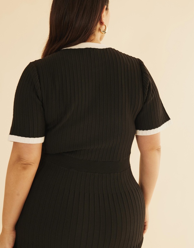 Atmos&Here Curvy - Kendra Contrast Knit Midi Dress