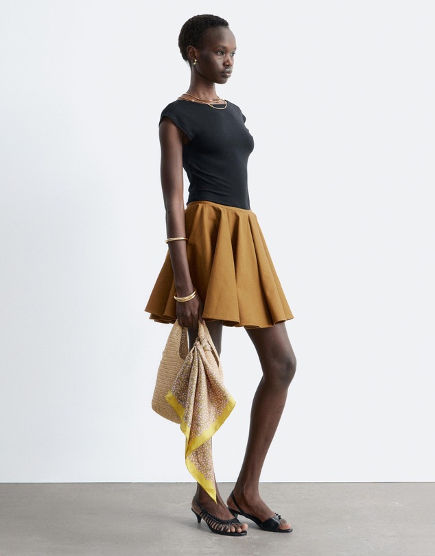 & Other Stories - Fitted Open-Back T-Shirt