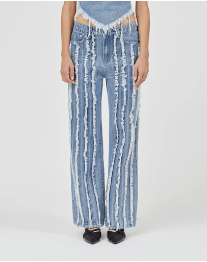 Third Form - Trace Distressed Jean