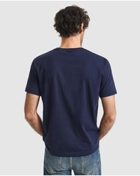 Gant - Regular Fit Shield T-Shirt