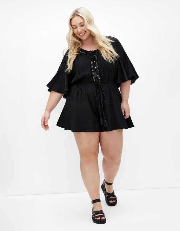 City Chic - Plus size Harlow Lace Playsuit - black