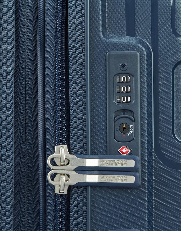 American Tourister - Light Max Spinner 82cm EXP