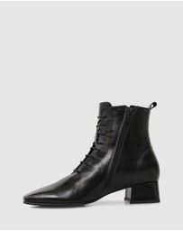 Sempre Di - Jazlyn Ankle Boots
