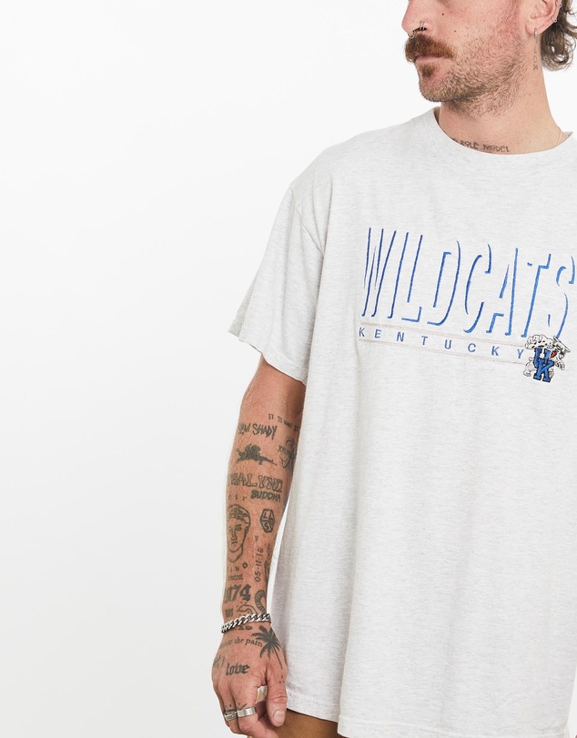 Vintage by The Real Deal - Pre Loved - Vintage 90s NCAA Kentucky Wildcats Tee